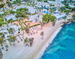 HARI CLUB BEACH RESORT
